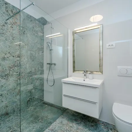빌라 Smratine - Luxury With Pool In *