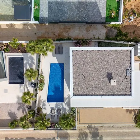 别墅 Smratine - Luxury With Pool In 维尔